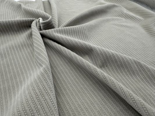 210-280gsm माइक्रो इलास्टिक मखमली पॉलिएस्टर फैब्रिक, जो ड्रेसेस के लिए एकदम सही है