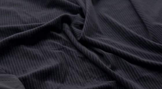 210-280gsm माइक्रो इलास्टिक मखमली पॉलिएस्टर फैब्रिक, जो ड्रेसेस के लिए एकदम सही है