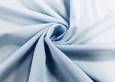 130GSM 100% पॉलिएस्टर शर्ट फैब्रिक / कैजुअल ताना बुना हुआ कपड़ा ब्लू पट्टियाँ